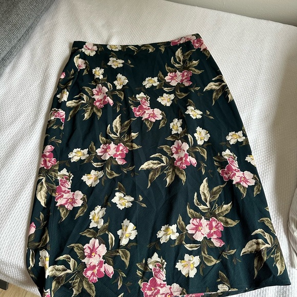 VOLCOM Im A Leo Midi Skirt - Picture 4 of 5